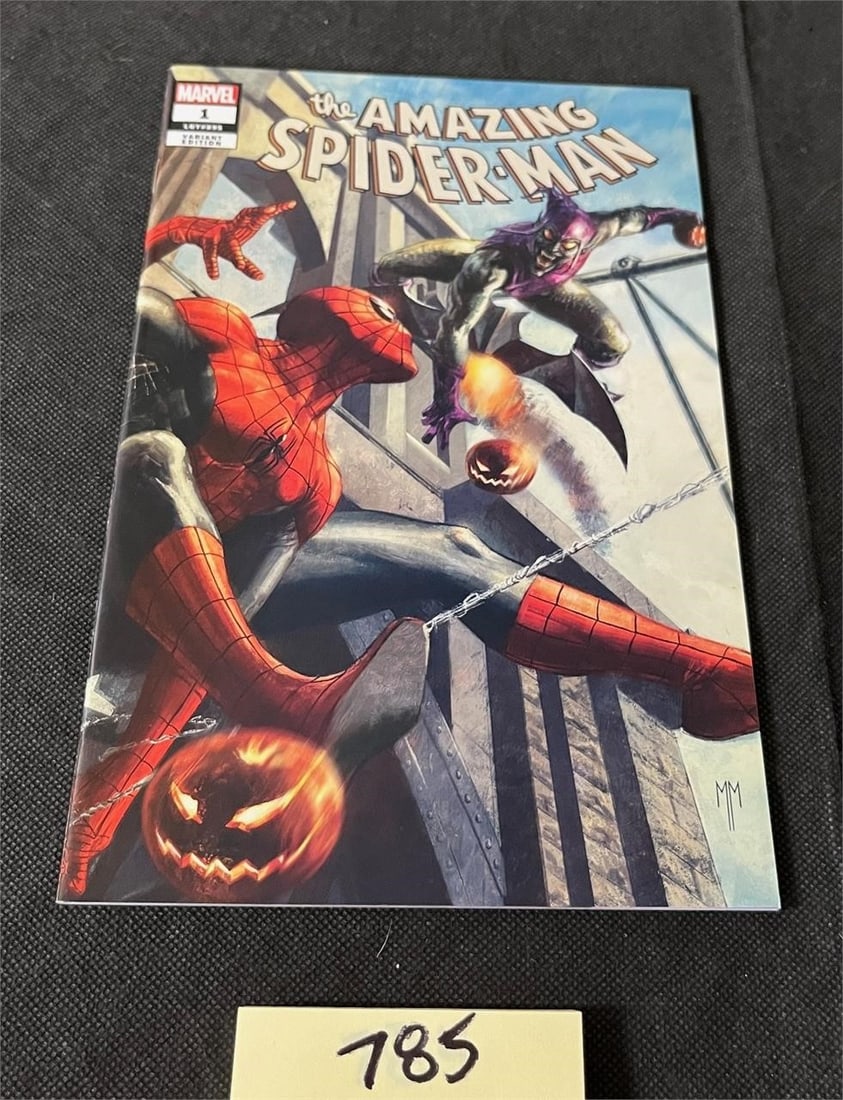 Amazing Spider-man 1 Comics Illuminati Variant (1 of 2)