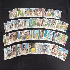 Large lot of 1973 Topps Baseball Cards