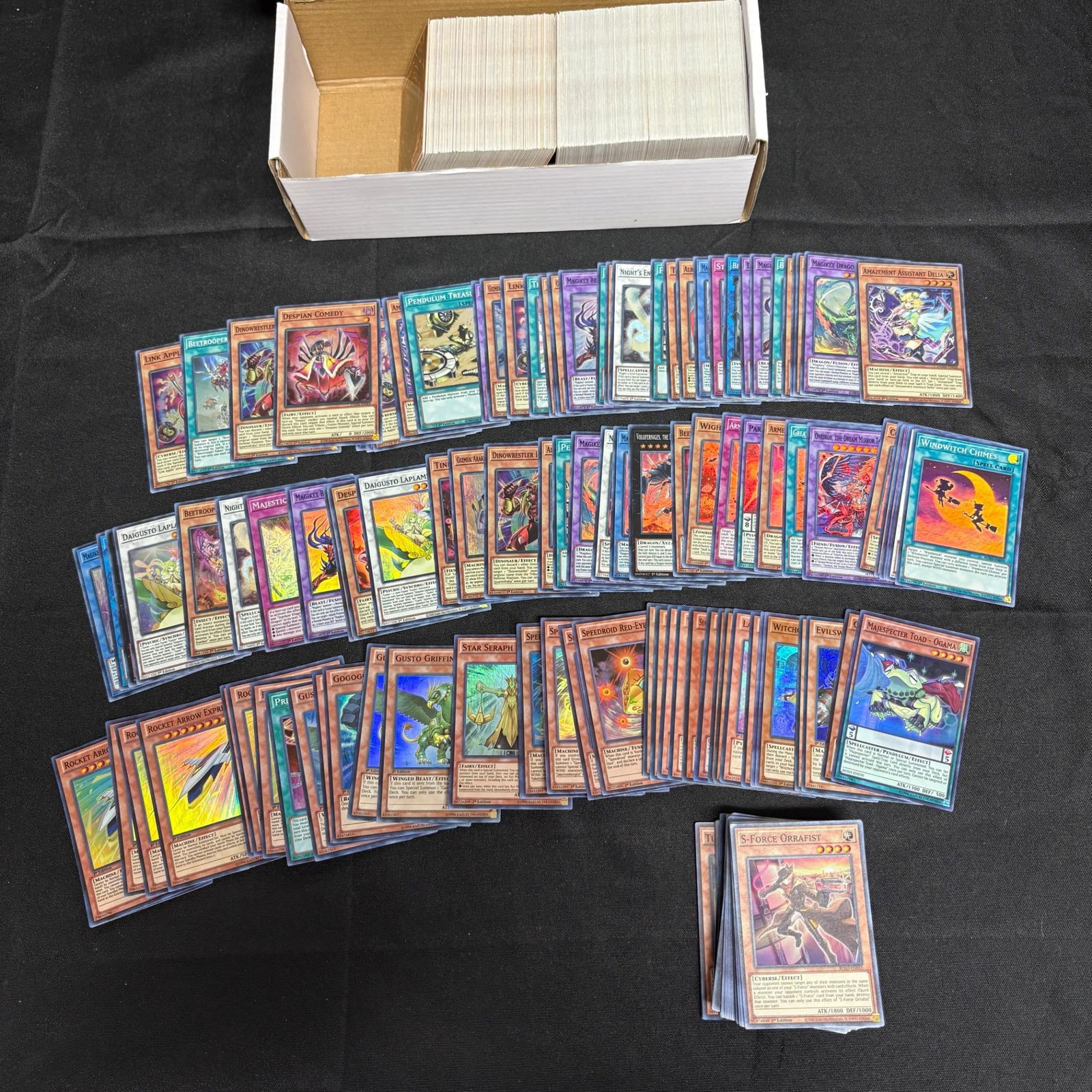 Modern Yu-Gi-Oh Card lot, Foils and Rares (1 of 2)