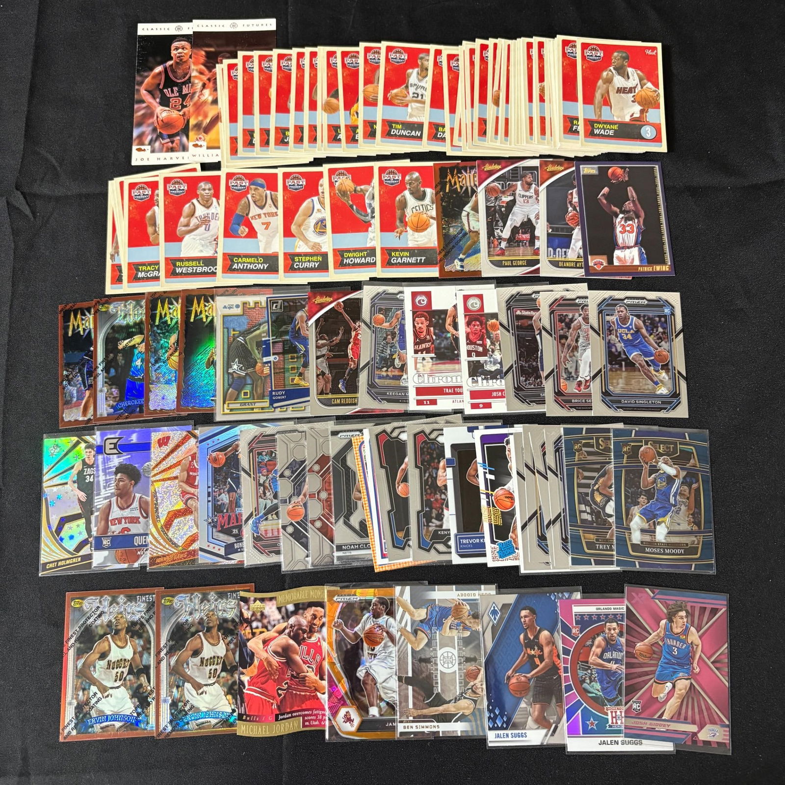 Mix lot of Modern Basketball Cards (1 of 3)