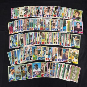 Large lot of 1981 Topps Baseball Cards