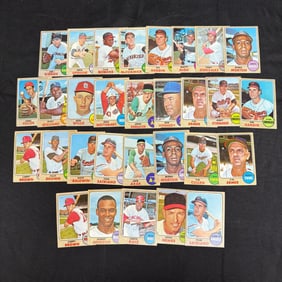 Lot of 1968 Topps Baseball Cards