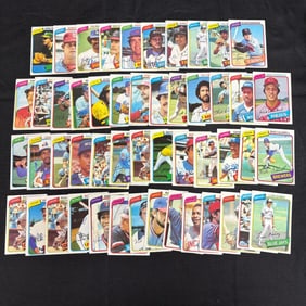 Lot of 1980 Topps Baseball Cards