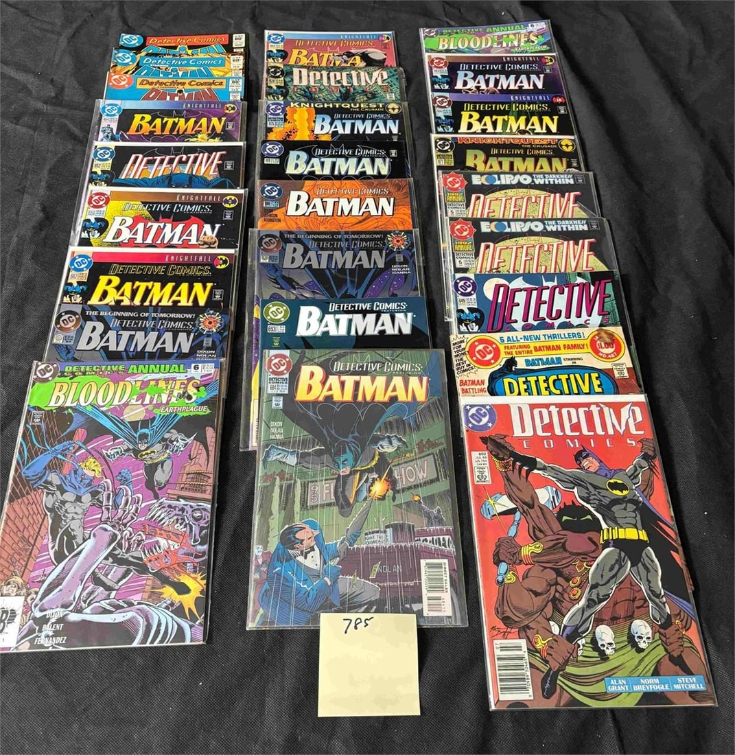 Detective Comics Feat. Batman DC Comic Book Lot (1 of 1)