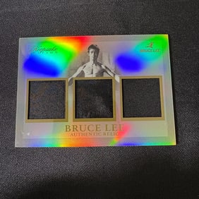 Bruce Lee Keepsake Triple Relic Card