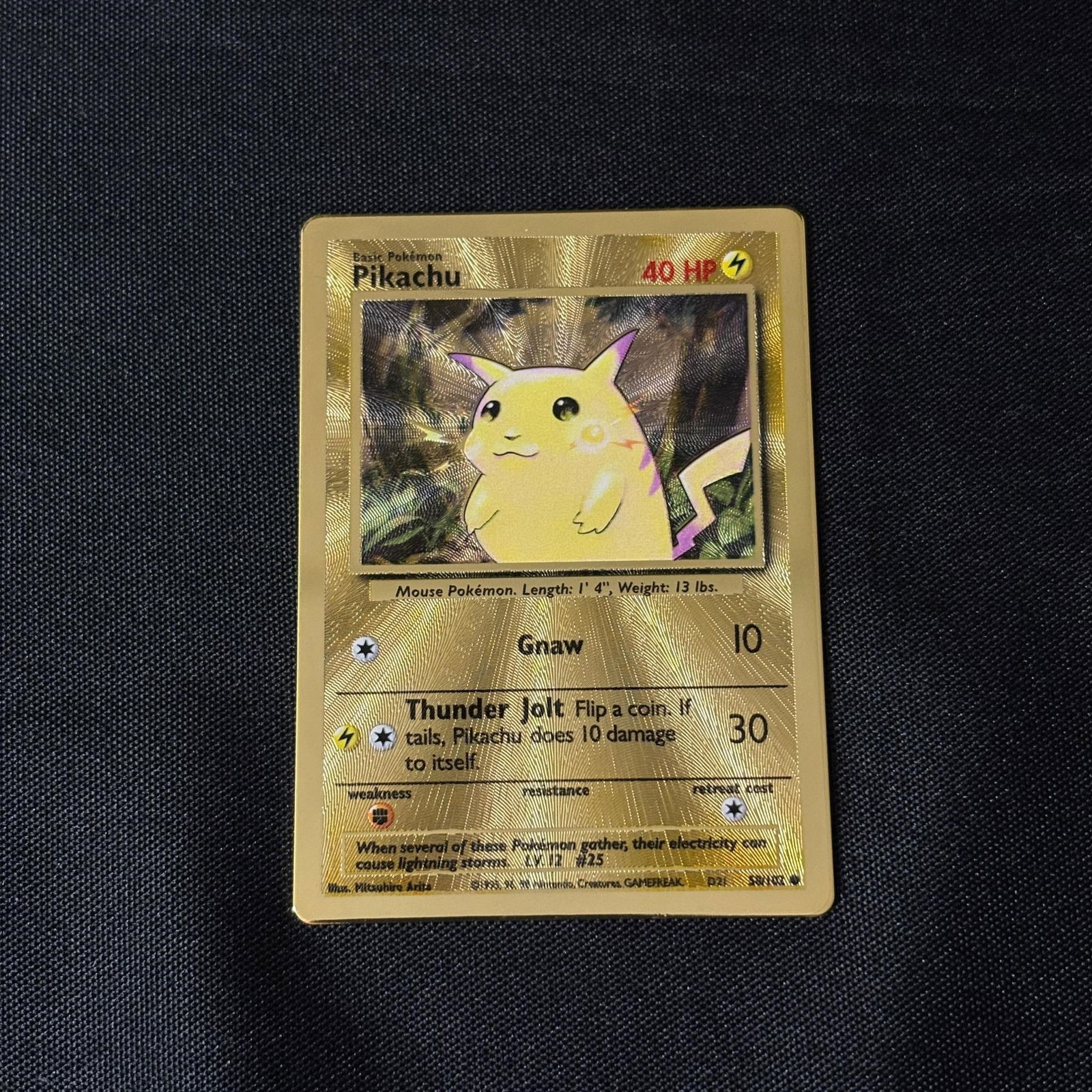 Pikachu Gold Metal Card, Ultra Prem Coll (1 of 2)