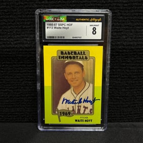 CGC/JSA 8 Waite Hoyt Auto Baseball Card