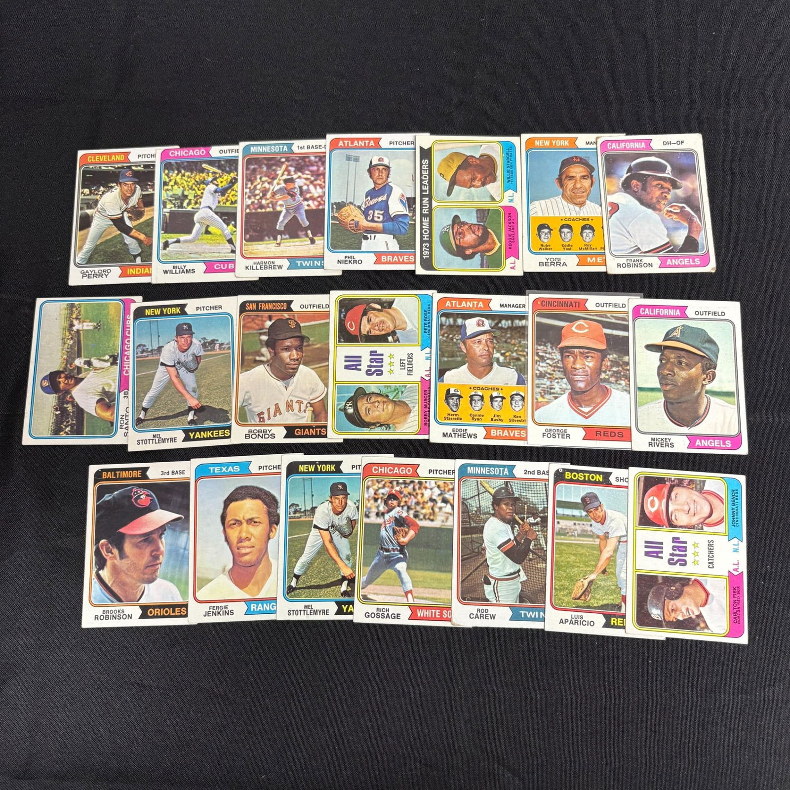 1974 Topps Baseball Cards, Bonds, Robinson + (1 of 2)