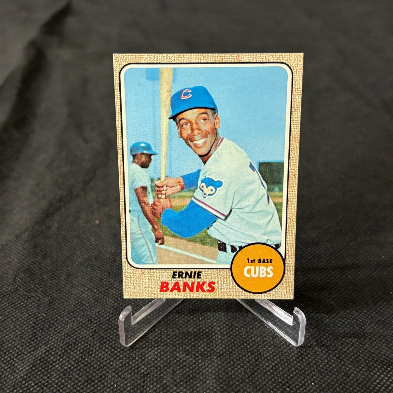 Ernie Banks 1968 Topps Baseball Card: Ernie Banks #355 1968 Topps Baseball Card. All items are sold as is. Please look at pictures carefully to determine what you believe are the condition of each lot. By choosing which card to use to reg