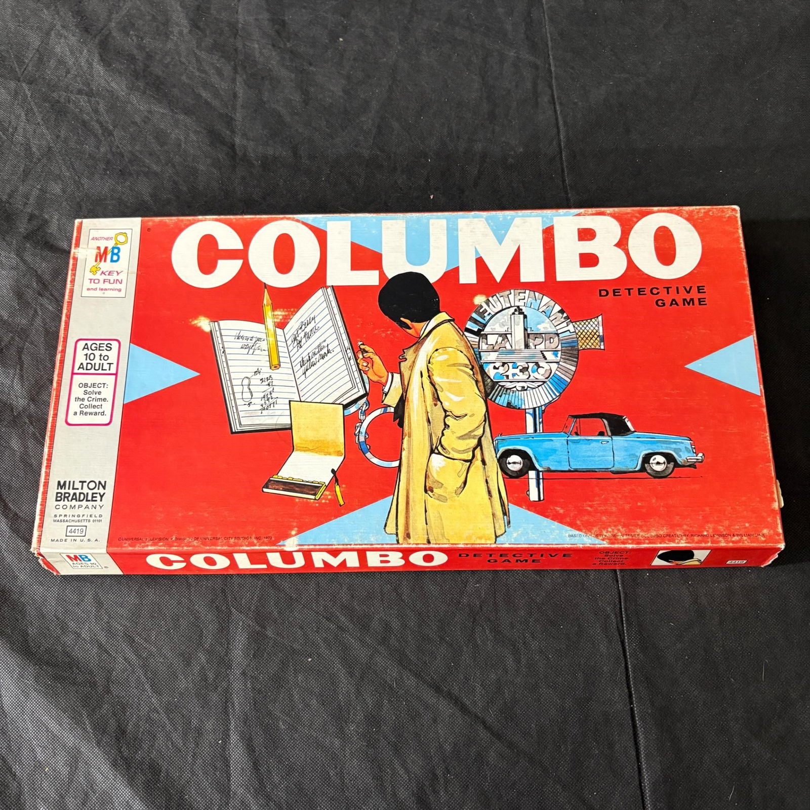 1973 Columbo Detective Game: Vintage 1973 Columbo Detective Boardgame. Pieces and cards are sealed. All items are sold as is. Please look at pictures carefully to determine what you believe are the condition of each lot. By choos