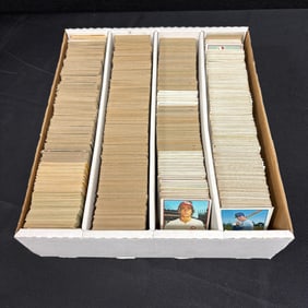 1000s of 1950s, 60s, 70s Baseball Cards
