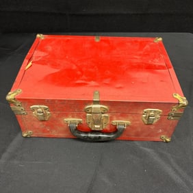Vintage Traveling Case