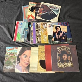 Mixx lot of Records, Patsy Cline, Waylon +