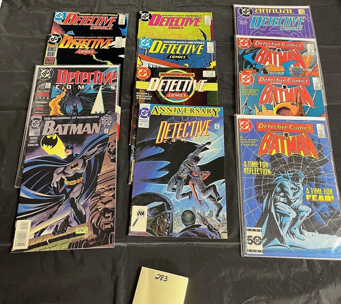 Detective Comics Copper Age Comics w/Keys (1 of 1)