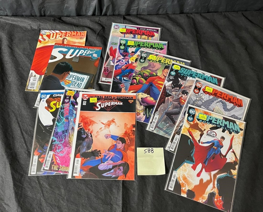 Mix of Superman Modern Age DC Comic Books (1 of 1)