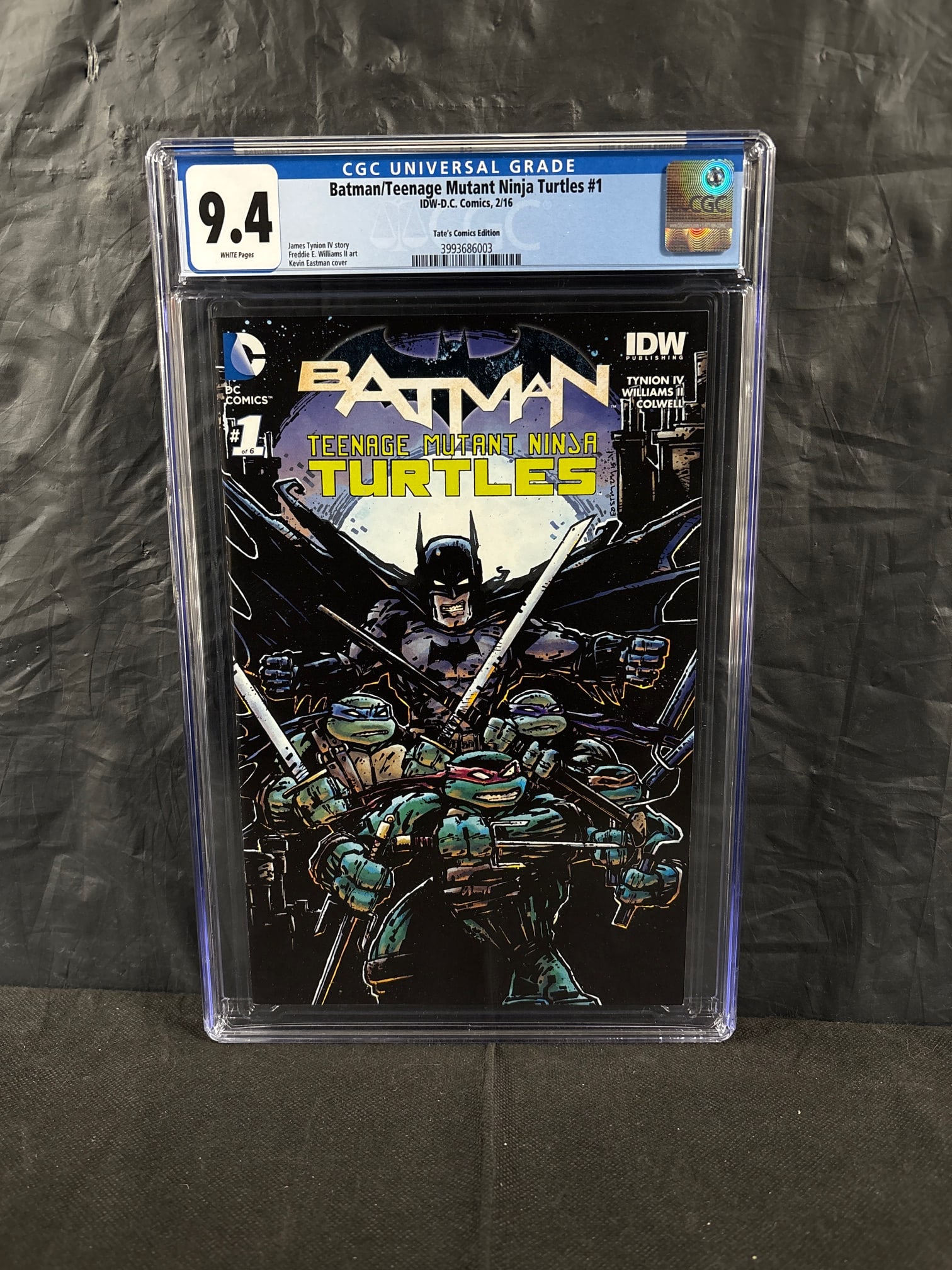 Batman/TMNT 4 Tate's Comics LE Variant CGC 9.4: We offer in person or virtual previews of auction lots up until the day before the auction. All items are sold as is. Please look at pictures carefully to determine what you believe are the condition 