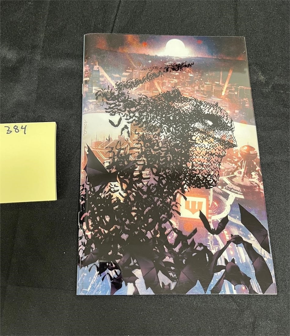 Batman 125 Di Meo Variant Cover DC Comic: We offer in person or virtual previews of auction lots up until the day before the auction. All items are sold as is. Please look at pictures carefully to determine what you believe are the condition 