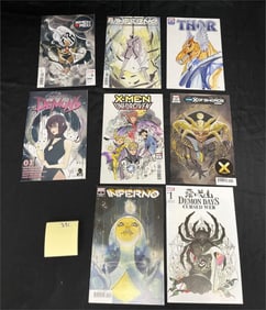 Peach Momoko LE Variant Marvel Comic Books