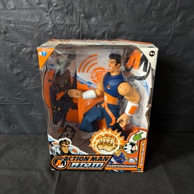 Action Man Atom Electric Jo Lan Figure, NIB
