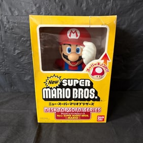 Super Mario Bros Desk Top Sofbi NIB