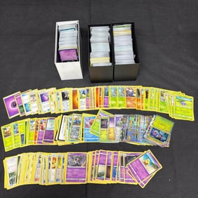 Bulk lot of Pokemon Cards, Modern