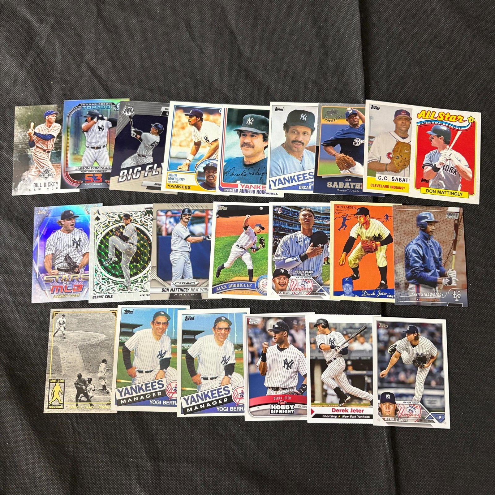 22 Yankees MLB Cards, Ruth, Jeter, Yogi, ARod: We offer in person or virtual previews of auction lots up until the day before the auction. All items are sold as is. Please look at pictures carefully to determine what you believe are the condition 