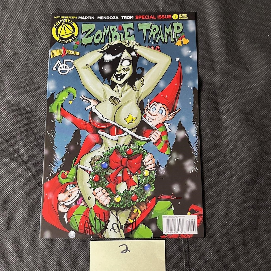 Signed Dan Mendoza Zombie Tramp LE Cover Comic (1 of 3)