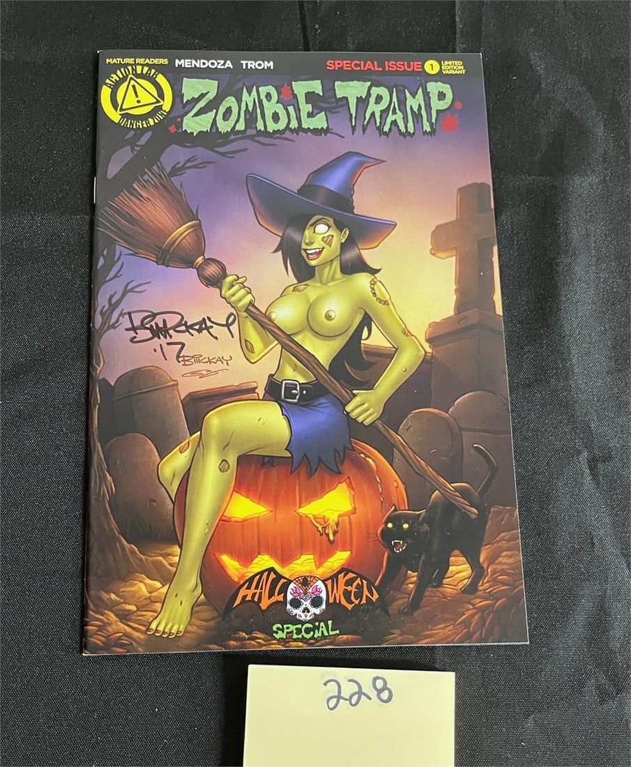 Bill McKay Signed Zombie Tramp Halloween Special (1 of 2)