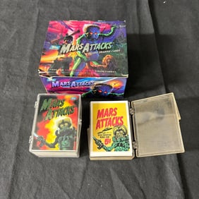 Mars Attacks Trading Card lot