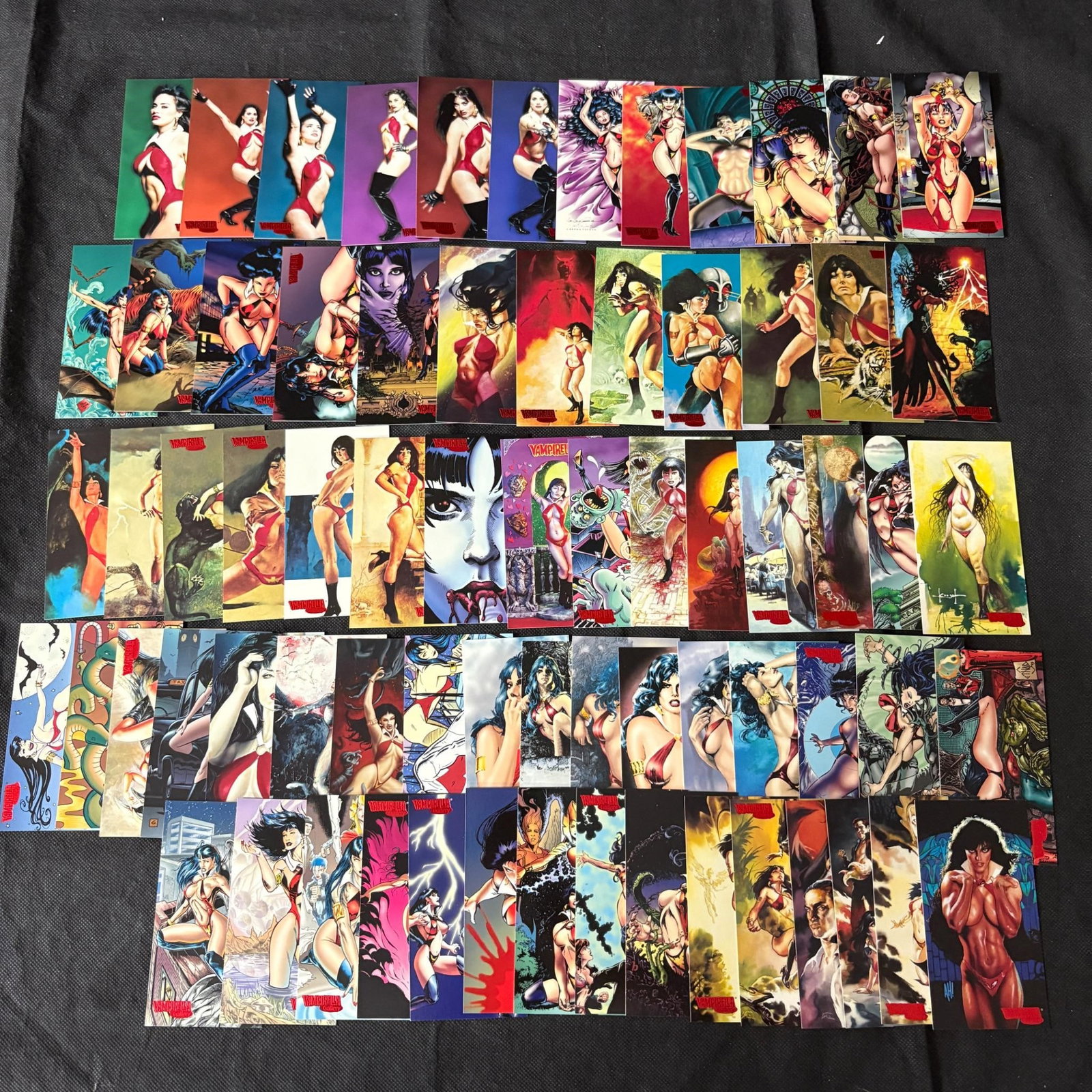 Set of 1995 Topps Vampirella Cards (1 of 2)