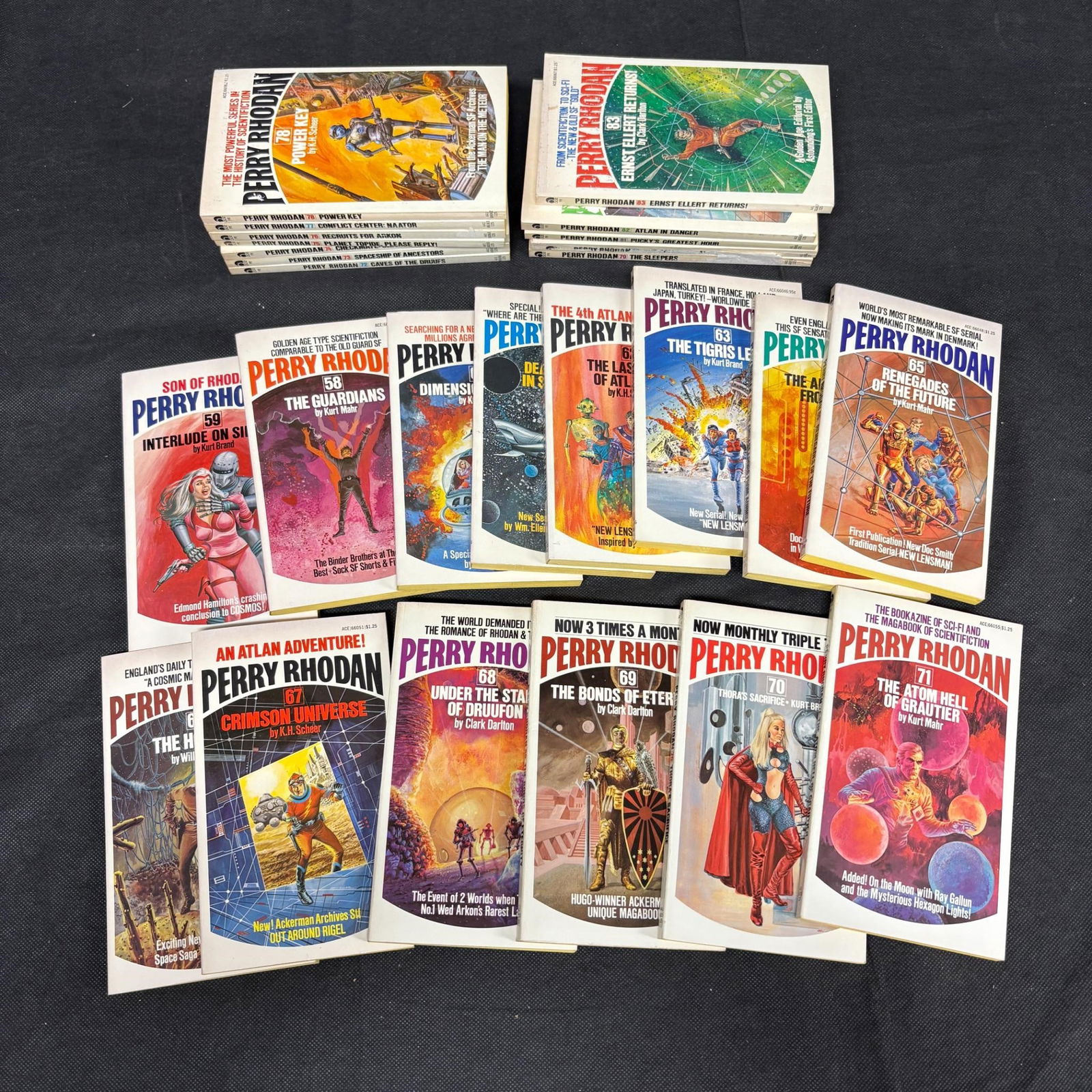 Perry Rhodan Sci-fi Paper Backs #59-83 (1 of 3)