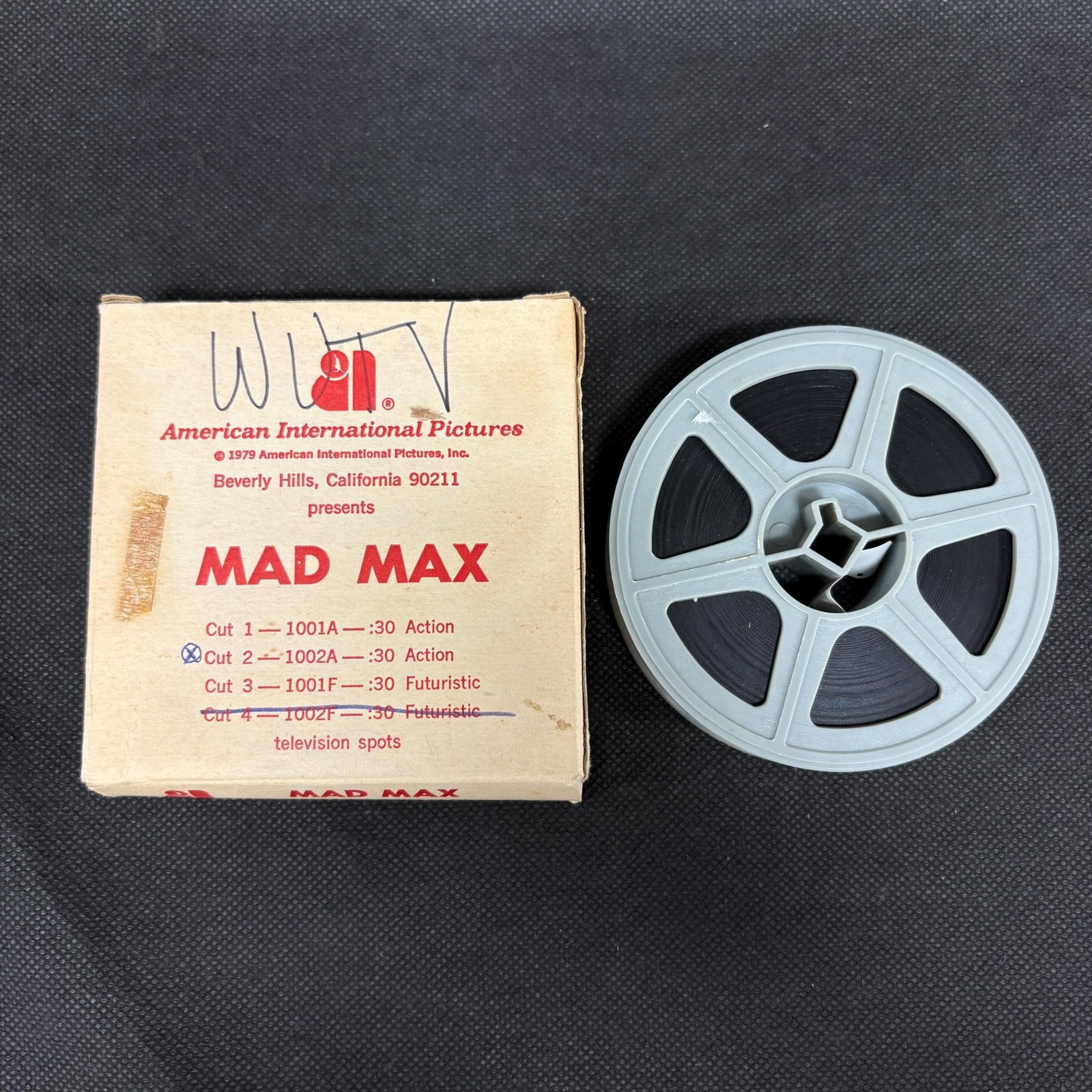 Mad Max Original 30s 16mm Television Spot: Original 16mm 30 Second Television Spot for the Movie Mad Max. We ship in-house! We ship internationally. We also offer pick up and we offer a discount for cash payments. Please look at pictures caref