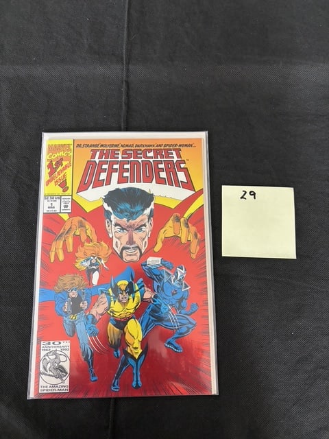 Marvel Comics Secret Defenders 1 Copper Age Comic Book (1 of 1)