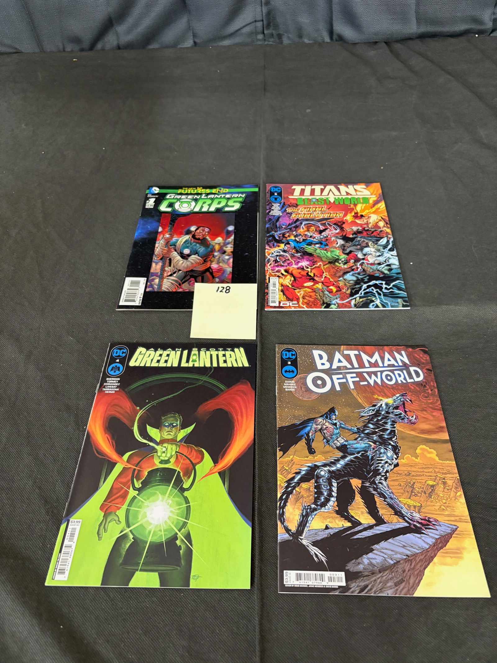 DC Comics Modern Age Comic Book Lot w/ Green Lantern (1 of 2)