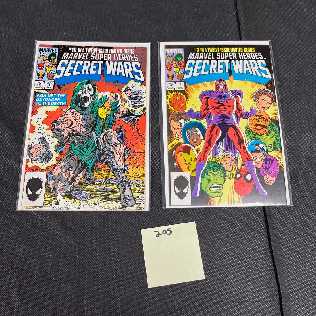 Marvel Super Heroes Secret Wars 2 & 10 (1 of 1)