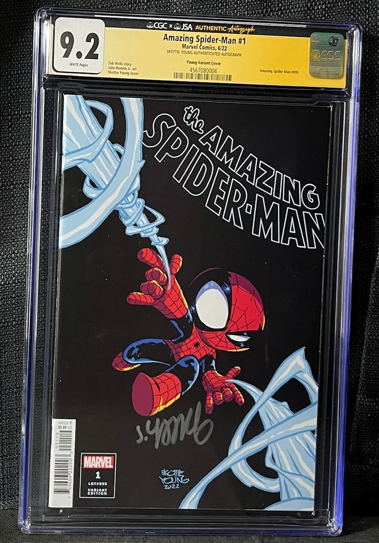 Amazing Spider-man 1 Comic Signed by Skottie Young CGC/JSA 9.2 Comic Book (1 of 1)