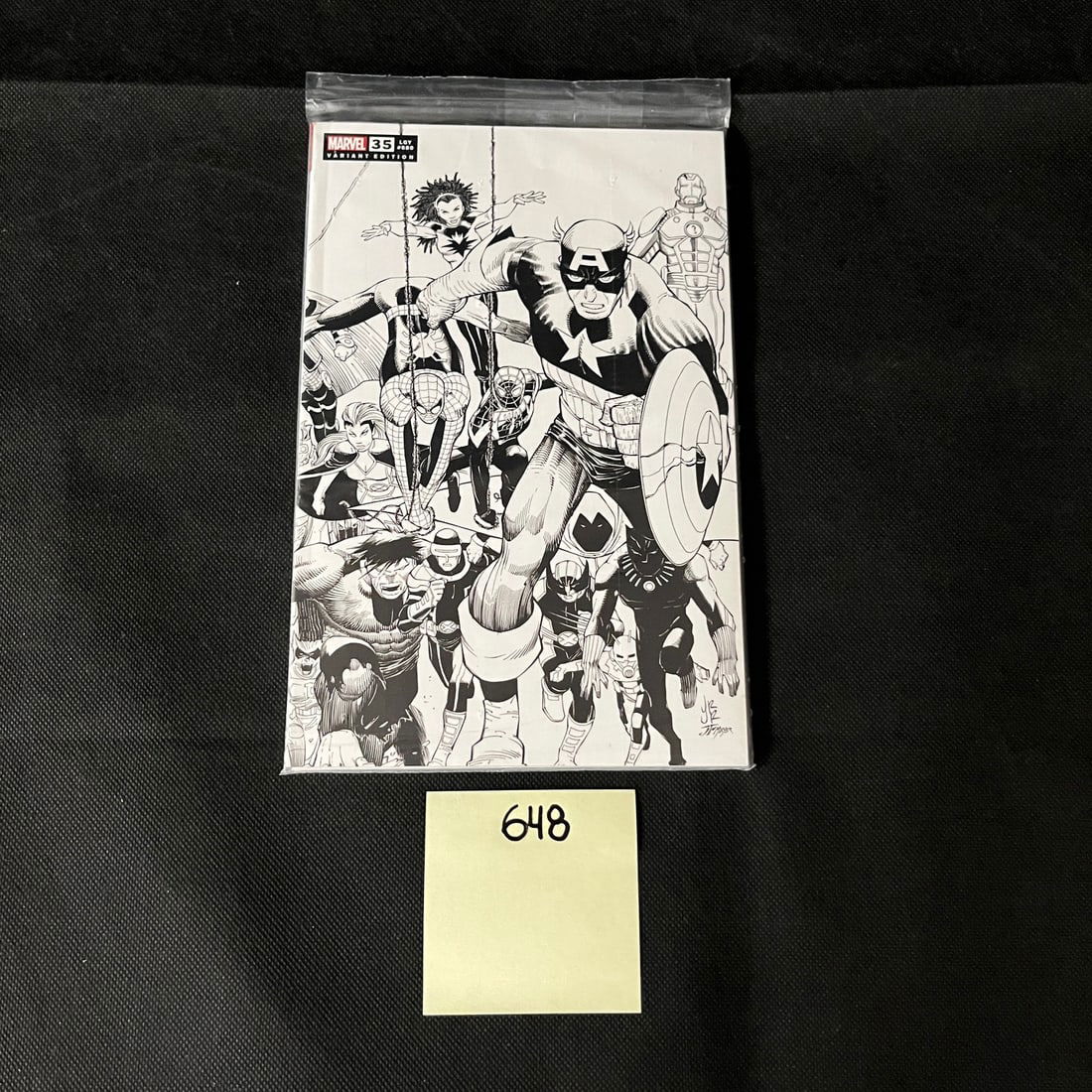 Fantastic Four 35 Limited Edition 1 per store B&W variant cover (1 of 2)