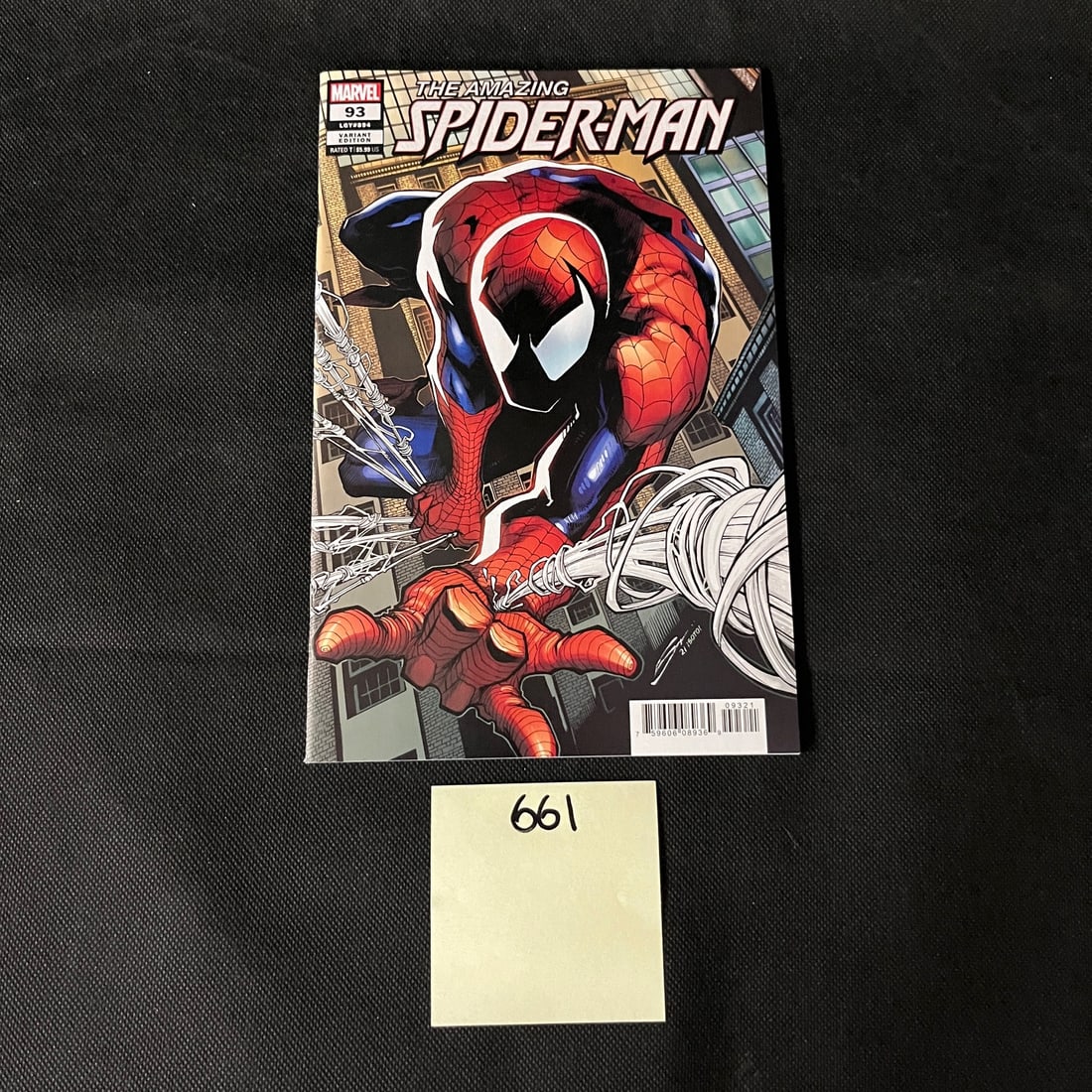 Marvel Comics Amazing Spider-man Variant Cover Comic Book (1 of 2)