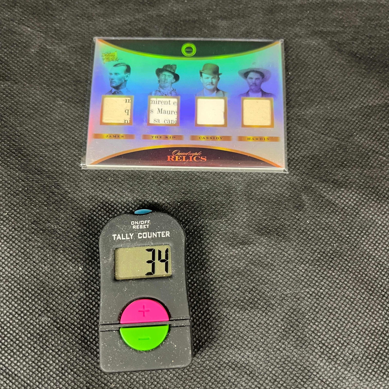 Keepsake Edition Pieces of the Past Triple Relic Card (1 of 1)