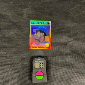 Topps Baseball Hank Aaron Tribute Refractor Parallel Baseball Card