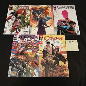 DC Modern Age Comic Books w/ Catwoman & Harley Quinn