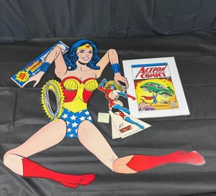 Life Size Wonder Woman Display + AC #1 Print