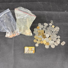 Large lot of Misc USA and Canadian Coins