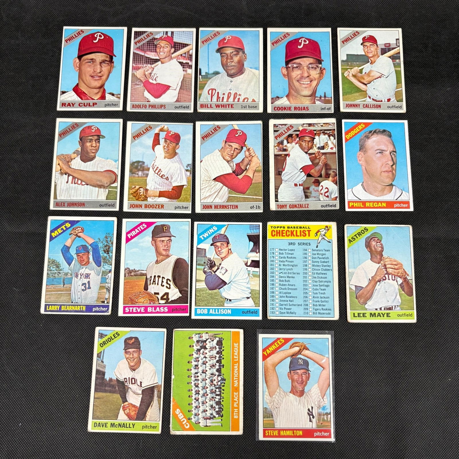 1966 Topps Baseball Card lot (1 of 2)