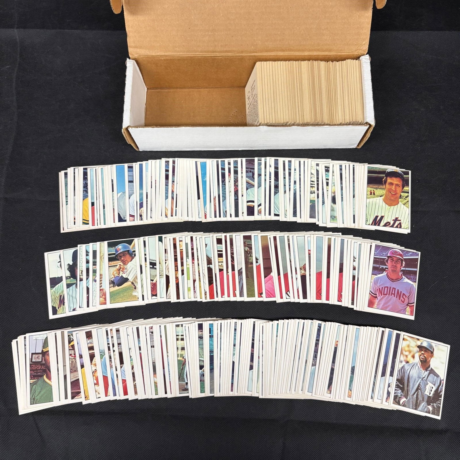 1975 SSPC Baseball Cards (Near complete set) (1 of 5)