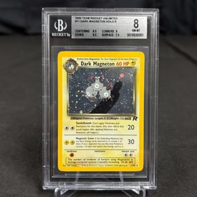Beckett 8 Dark Magneton Holo Team Rocket