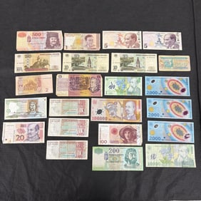 Large lot of 1990s-2000 Eastern European Currency