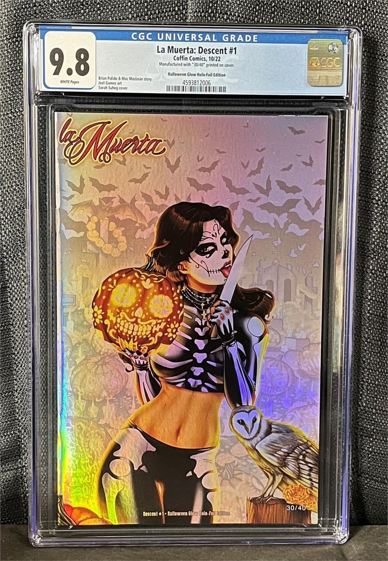 La Muerta Halloween Glow Foil #30/40 CGC 9.8: We ship in-house! We ship internationally. We also offer pick up and we offer a discount for cash payments. Please look at pictures carefully to determine what you believe are the condition of each lo