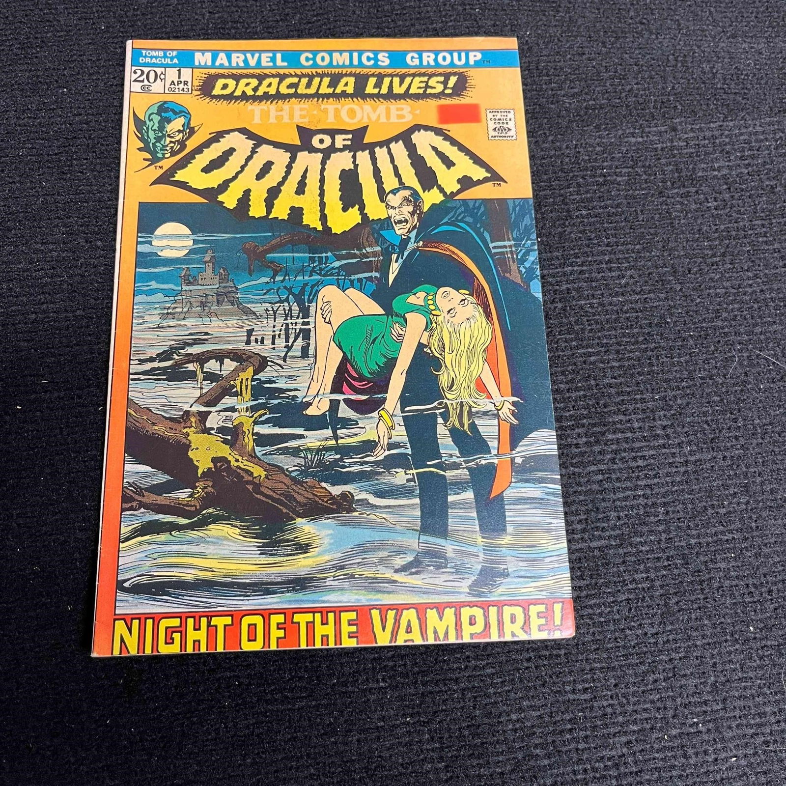 Tomb of Dracula 1 Neal Adams Bronze Age Horror Key (1 of 2)