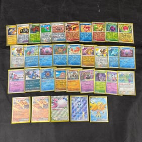 Lot of 151 Pokemon Cards, Zapdos Ultra Rare
